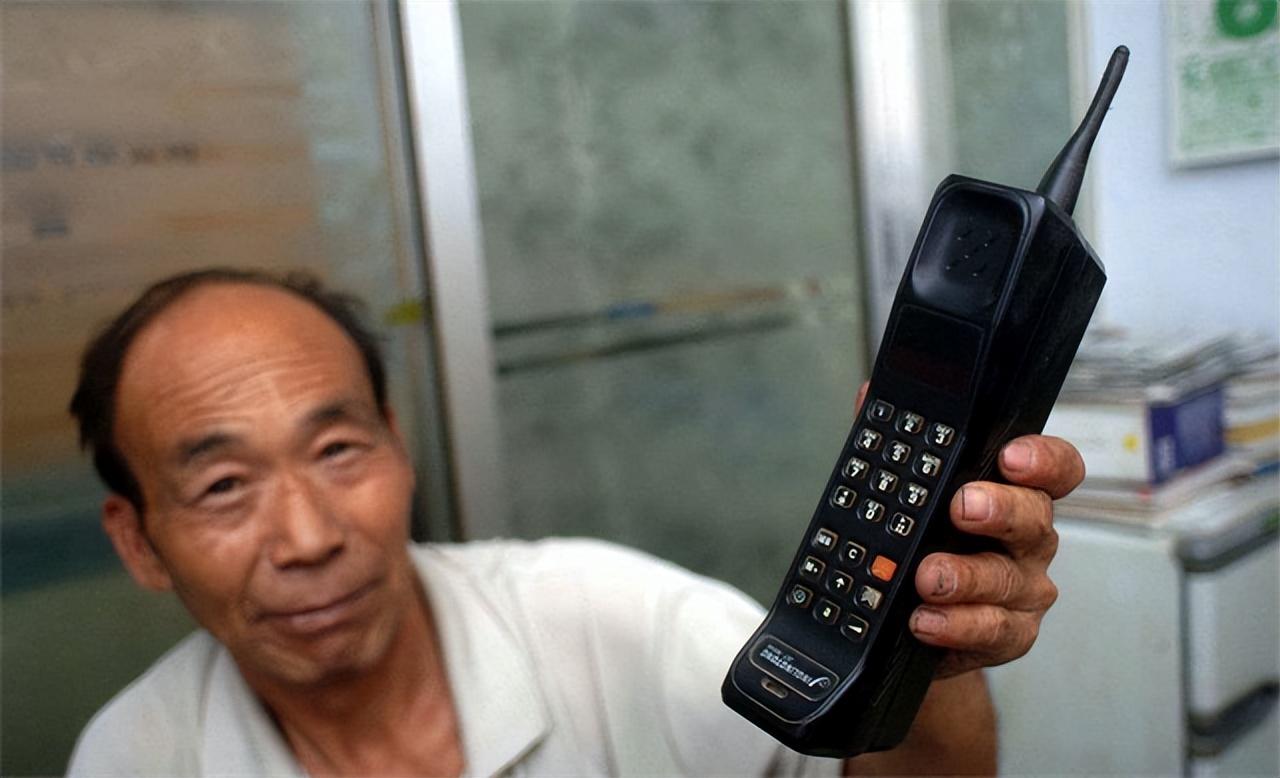 中国第一个手机号是多少，中国第一手机号是谁在用